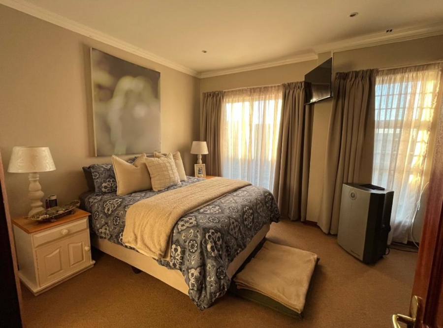 To Let 2 Bedroom Property for Rent in Pentagon Park Free State